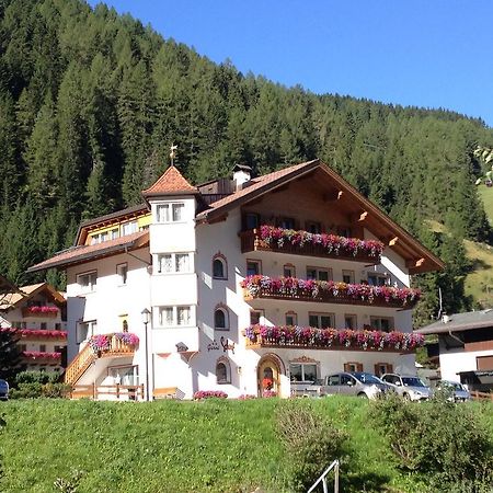 Garni Schenk Hotel Selva di Val Gardena Bagian luar foto