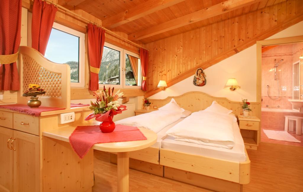 Garni Schenk Hotel Selva di Val Gardena Ruang foto