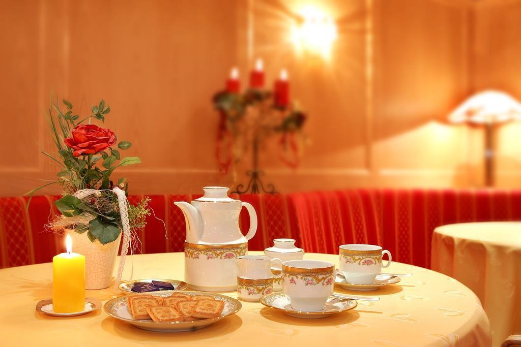 Garni B&B Schenk Selva di Val Gardena Bagian luar foto